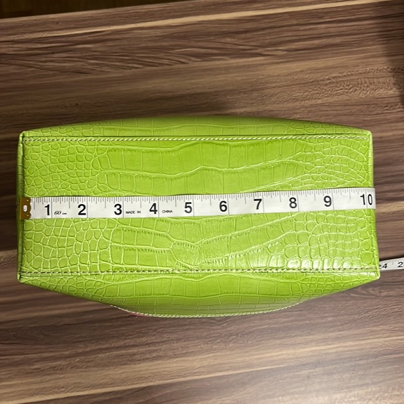 Tommy Hilfiger Swinger Satchel pink and yellow green purse PERFECT FOR SPRING! - Picture 10 of 16